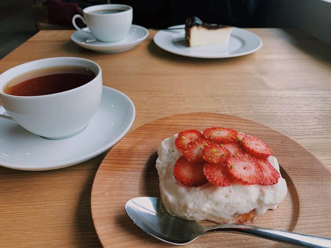 のインスタグラム：「﻿ ﻿ 先日jingoroへ〜🍰﻿ ﻿ 幸せの味〜﻿ また行きたい🥺﻿ ﻿ #福岡カフェ#うきはカフェ」