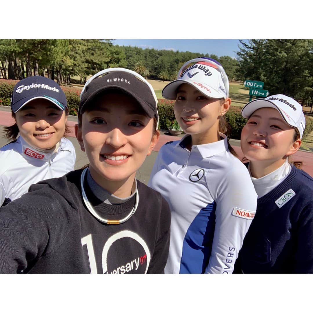 山内日菜子のインスタグラム：「． 宮崎人集合〜👏🏻 久々に４人集まってゴルフができました⛳️ めーーっちゃ楽しかった〜✌︎ ． そして、わたしの開幕戦でもあった アクサレディスは、中止となりました。 地元での試合は、本当に楽しみにしてたので、 とても残念です。 今は待つことしかできませんが、 練習やトレーニングをしっかりして、準備しておきたいと思います！ 早く収束する事を祈るばかりです。」