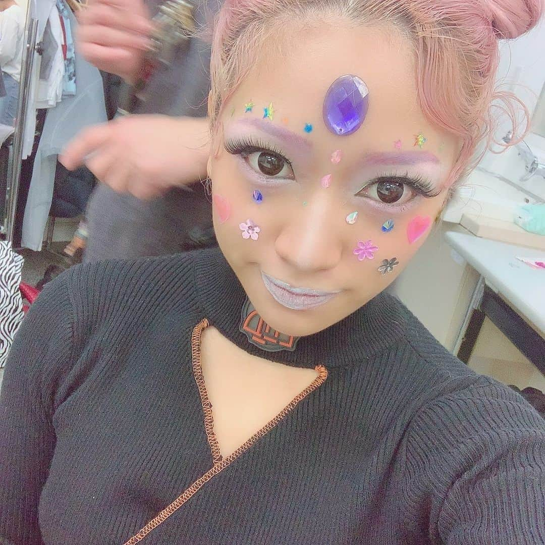 木村花さんのインスタグラム写真 - (木村花Instagram)「💖🦋✨🔮✨🦋💖 #babyhair #tokyo」3月16日 13時45分 - hanadayo0903