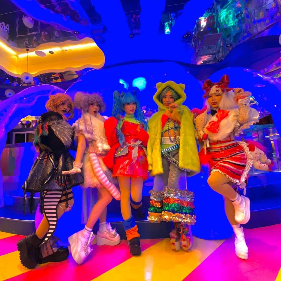 KAWAII MONSTER CAFEのグルメインスタ