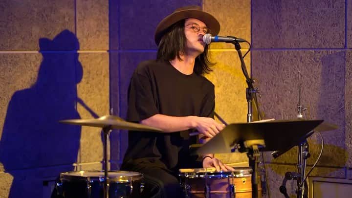 のインスタグラム：「3/14 の思い出 #repost @hajiokikuchi  on Bass @ryosukebass  on Drums & Vocals @ebisu_ni_sumitai  Cam @fuyusitahi」