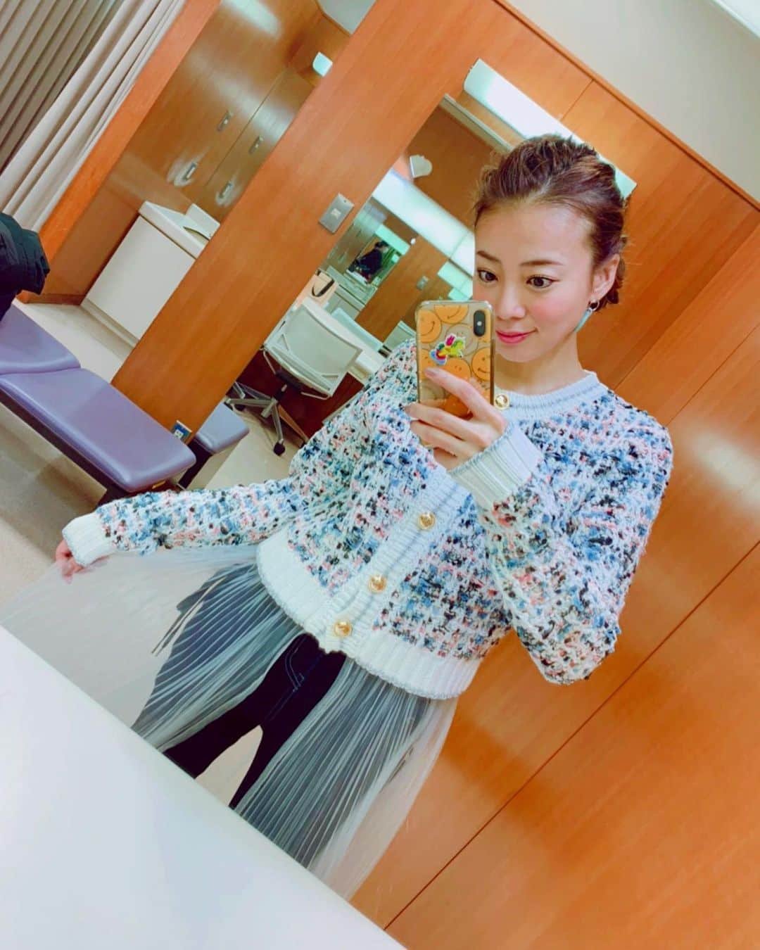 あびる優さんのインスタグラム写真 - (あびる優Instagram)「全身コーディネートとヘアーアレンジ😋🎉 衣装タグ付けしてます☺️🏷 ヘアーアレンジも可愛かった😘 #fashion#make#makeup#hair#hairmake#haircolor#hairstyle#hairarrange#メイク#メイクアップ#ヘアーメイク#ヘアーカラー#ヘアーアレンジ#ファッション#衣装」3月16日 18時22分 - yuabiru74