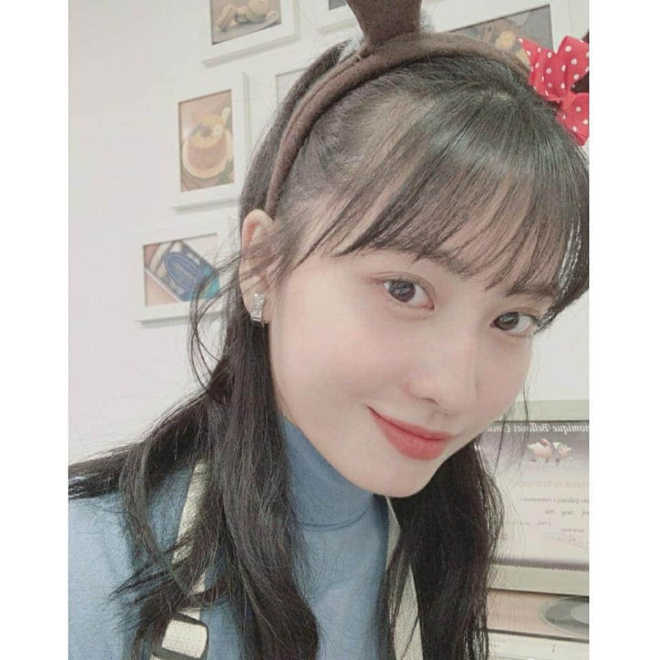 TWICEさんのインスタグラム写真 - (TWICEInstagram)「심심해서 사진 찾아봐서 예전에 찍었던 거 올려보기... (1)📸🧸🌼」3月16日 18時32分 - twicetagram