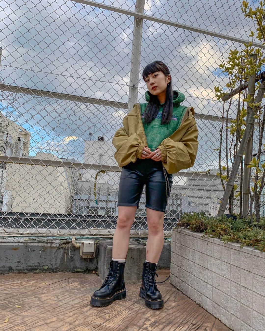XGIRL_ootdさんのインスタグラム写真 - (XGIRL_ootdInstagram)「Outer mix and match outfit/アウターコーディネート着回しvol.1🧥🌸 ・ 『NYLON TRACK JACKET ¥16,000+tax』 ・ ・ #xgirl_ootd  @baby__onoyuu  #xgirl #xgirljp #xgirlus #lumineest」3月16日 19時16分 - xgirl_ootd