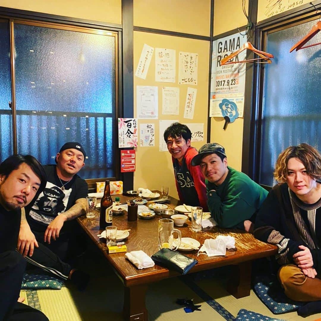 堀正輝のインスタグラム：「昨日はスーパードラマーのみなさんと飲んで話せて幸せでした🍺」