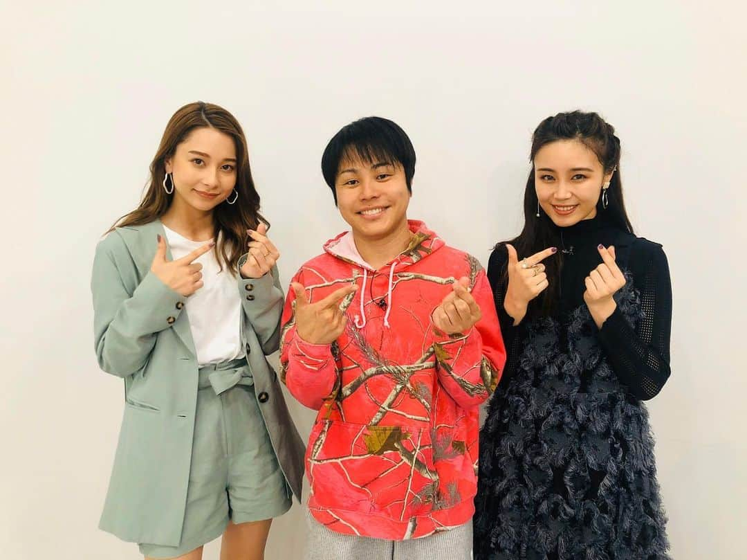 E-girlsさんのインスタグラム写真 - (E-girlsInstagram)「⭐️⭐️⭐️﻿ ﻿ AbemaTV『今日好きになりました。特別編』﻿ ﻿ 本日22:00〜放送です😊✨﻿ 是非チェックしてください‼️‼️﻿ ﻿ ﻿ ﻿ 3/16（月）22:00-23:00放送 #1﻿ 3/23（月）22:00-23:00放送 #2﻿ 3/30（月）22:00-23:00放送 #3﻿ ﻿ ﻿ @kyousuki_official ﻿ @reina.washio.official ⭐️⭐️⭐️」3月16日 19時55分 - e_girls_official_