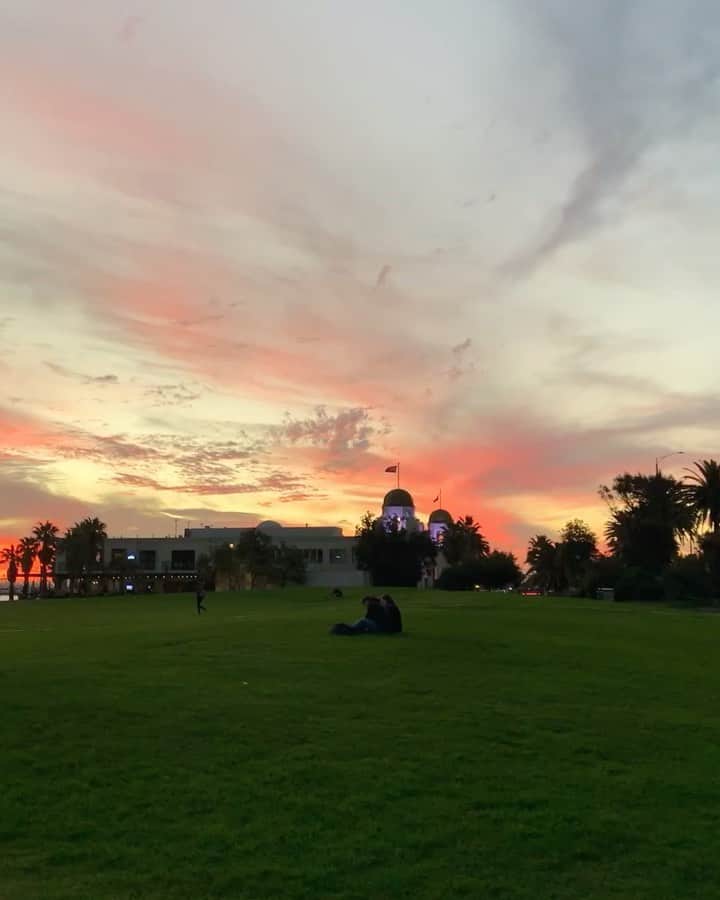 のインスタグラム：「Ｉ  ｍｉｓｓ  ｔｈｉｓ  ｖｉｂｅ  ｓｏ  ｍｕｃｈ . . . 🇦🇺🎡🧜‍♀️ 寂しくなったとき、不安にのみこまれたときは、愛しい思い出に浸ろう🌝」