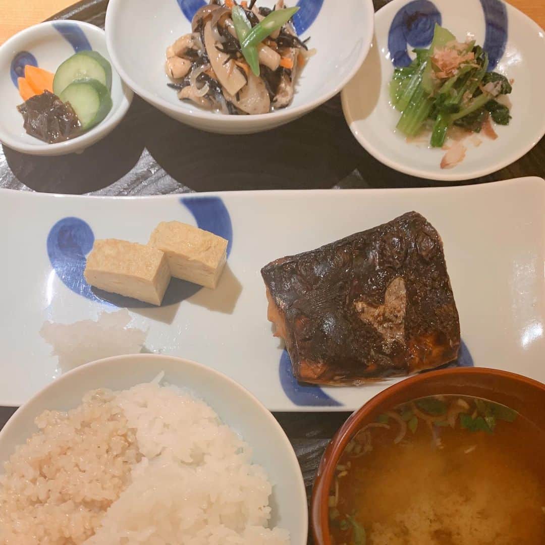 大友花恋さんのインスタグラム写真 - (大友花恋Instagram)「ここ1ヶ月くらいの美味しかった記録。 ちゃんと味わいながらじっくり食べて、お腹以上に心を満たすことを心がけています🙏」3月16日 20時26分 - karen_otomo