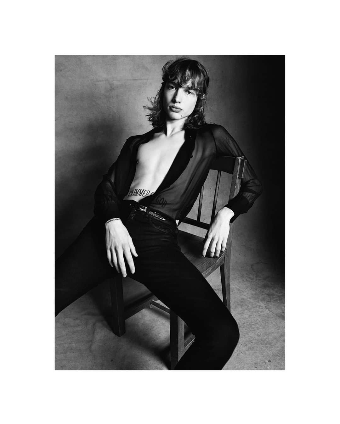 サンローランさんのインスタグラム写真 - (サンローランInstagram)「SUMMER 20 HERO MAGAZINE EDITORIAL @heromag  PHOTOGRAPHED by @victordemarchelier ⠀⠀⠀⠀⠀⠀⠀⠀⠀⠀⠀⠀⠀⠀⠀ ⠀⠀⠀⠀⠀⠀⠀⠀⠀ ⠀⠀⠀⠀⠀⠀⠀⠀⠀ #YSL #SaintLaurent #YvesSaintLaurent @anthonyvaccarello」3月16日 23時06分 - ysl