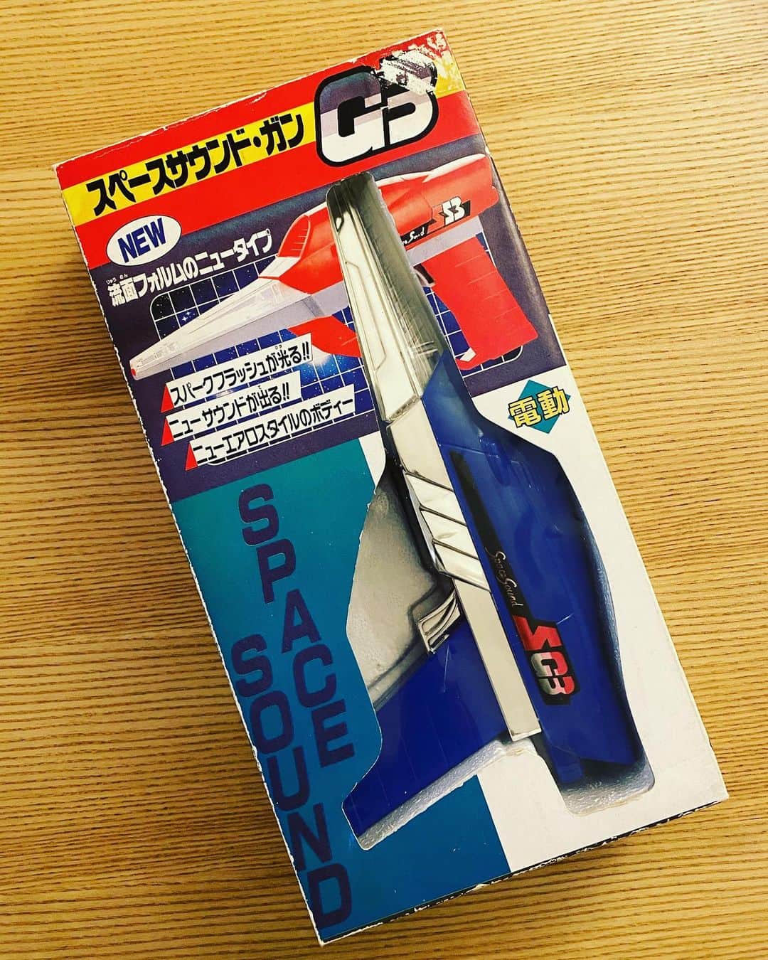 のインスタグラム：「たまにあるよねドオフ脱線  #超最新のスペースガン #ニューエアロスタイルのボディー」