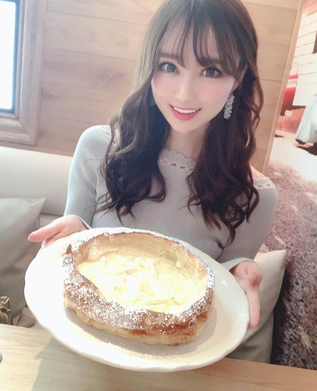 小越しほみのインスタグラム