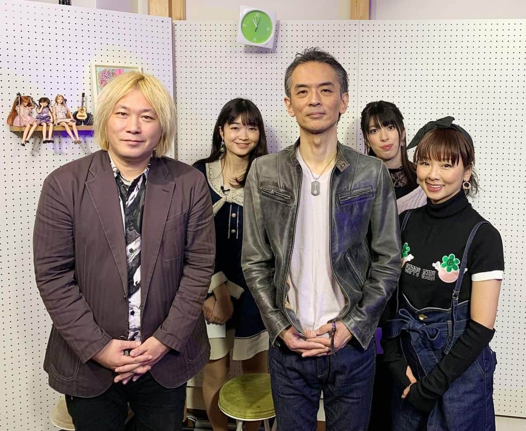宍戸留美のインスタグラム：「#綿内克幸 #oilinlife #友廣和澄 #雪野里奈 #宍戸留美 #津田大介 #JUNS #music #youtube #生配信 #青木孝明 #ご近所物語 #juetie #コラボ #矢沢あい」