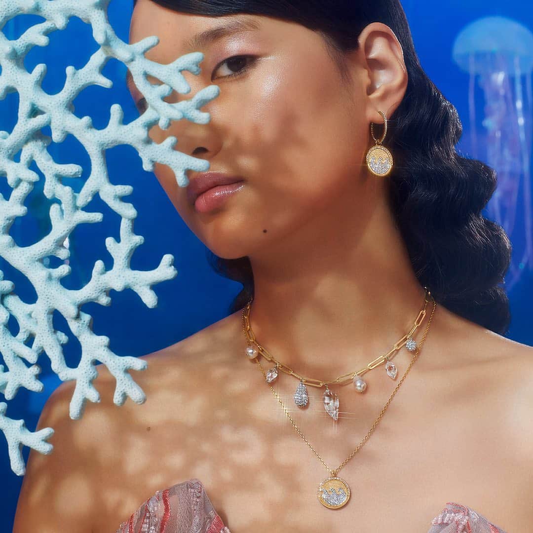 のインスタグラム：「You can run, but you can't hide from your true desire for new sparkle. #SparkDelight」