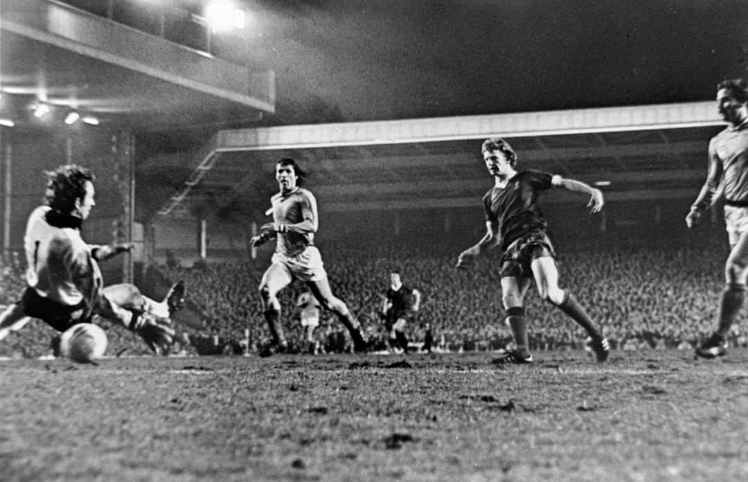 リヴァプールFCさんのインスタグラム写真 - (リヴァプールFCInstagram)「#OnThisDay in 1977, David Fairclough scored one of the most iconic goals in our history 🙌🔴 THAT strike against Saint-Etienne to send us through 👌⚽ #LFC #LiverpoolFC #Liverpool #OTD」3月17日 3時33分 - liverpoolfc