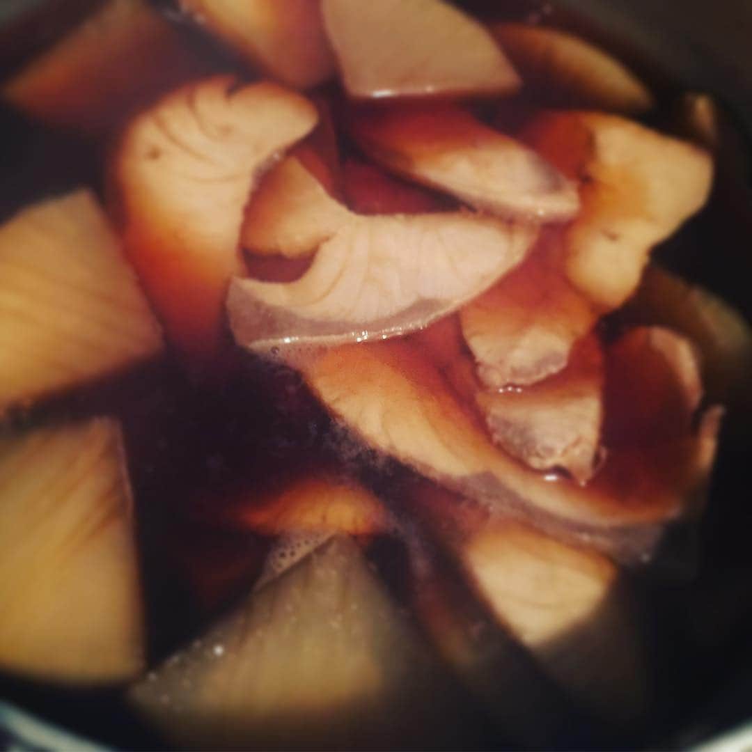 濱田玲さんのインスタグラム写真 - (濱田玲Instagram)「何故か、#ブリ大根 を作りたくなった午後。  #簡単自炊続いてます 」1月22日 15時00分 - rei.h_0302