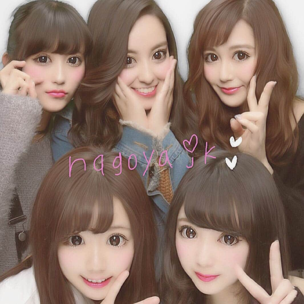 鍋谷真子さんのインスタグラム写真 - (鍋谷真子Instagram)「nagoya jk ♡ #名古屋 #高校生 #jk #女子会」1月24日 21時29分 - jj_mako