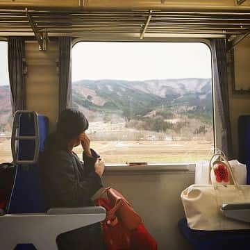 美森すずかのインスタグラム：「美森写真館～車窓～」