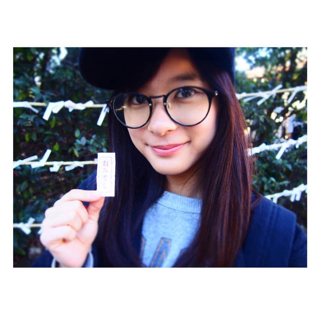 芳根京子さんのインスタグラム写真 - (芳根京子Instagram)「2016年  笑顔溢れる1年になりますように。 宜しくお願い致します☺︎」1月2日 21時11分 - yoshinekyoko
