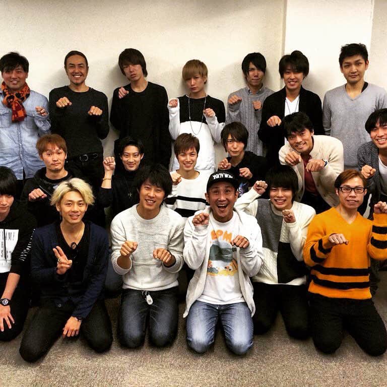 のインスタグラム：「2/3〜2/7舞台でます。 顔合わせでした。 のぶニャがの野望！ http://nobunyaga-stage.jp/index.html」