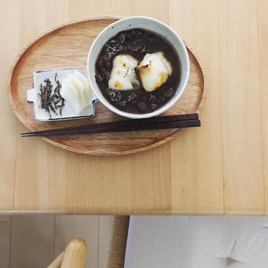 のインスタグラム：「今朝はanjicoママ @anjico2006 が作ってくれたおぜんざいをいただきました。 今日は明日まきちゃんとのコラボイベントの準備を。 @anjicogram 関西で初めてのイベントです。お申し込みくださったみなさまありがとうございます。楽しみにしています！」