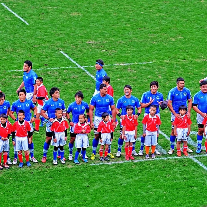 アタアタ・モエアキオラさんのインスタグラム写真 - (アタアタ・モエアキオラInstagram)「Tau'i ai pe ticket ki Tonga,😂😂 All the best boys🔵⚪️ たくさんの応援よろしくお願いします #大学選手権#決勝戦」1月10日 8時53分 - ata_moeakiola