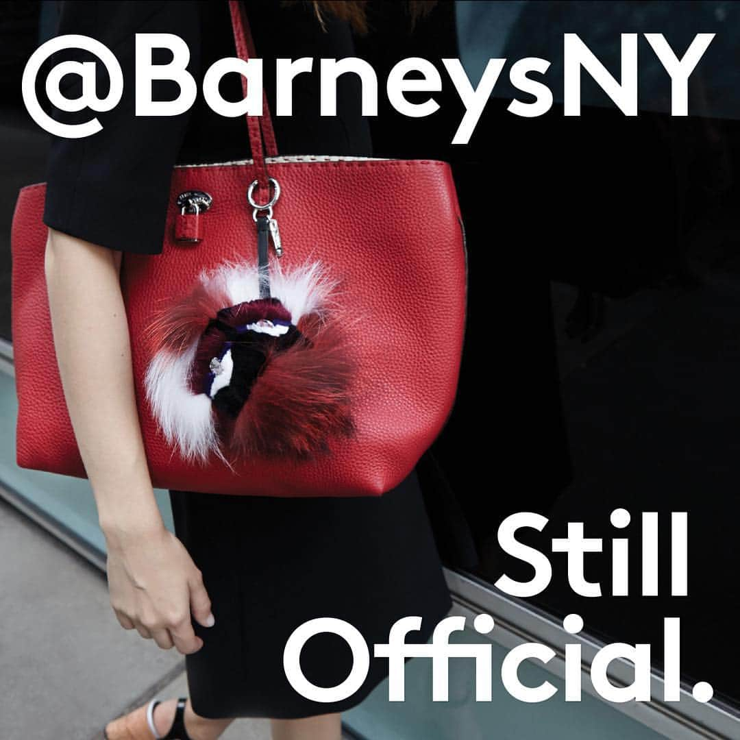 barneysnyofficialさんのインスタグラム写真 - (barneysnyofficialInstagram)「New name, same destination for all things Barneys New York! @BarneysNYOfficial is now @BarneysNY, your source for all the latest news and finds from your favorite designers.」1月12日 0時45分 - barneysnyofficial