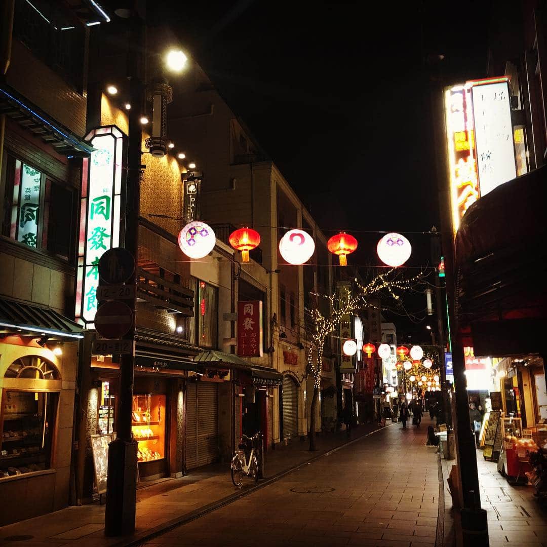 宮沢氷魚さんのインスタグラム写真 - (宮沢氷魚Instagram)「横浜でお父さんのライブを観て、中華街で遅めの晩ごはん #yokohama #concert #chinatown #dinner #chinesefood」1月11日 22時22分 - miyazawahio