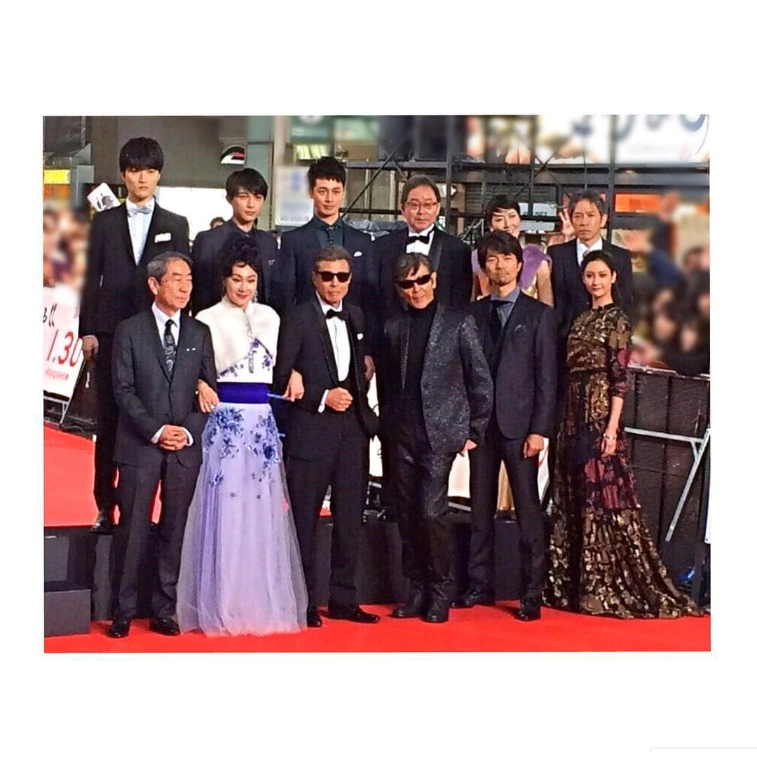 菜々緒さんのインスタグラム写真 - (菜々緒Instagram)「「 #さらばあぶない刑事 」完成披露試写会  鷹山の婚約者、夏海を演じさせて頂きました！  1.30 全国ロードショー。お楽しみに！  Instagram：NANAO_OFFICIAL Twitter: ＠NANAO1028  #ダイエットやホワイトニングなどの商品を紹介するコメントは悪徳なスパム広告です」1月12日 21時41分 - nanao_official