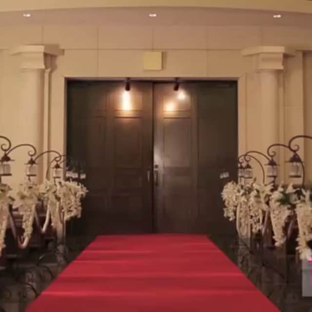 のインスタグラム：「#ゼクシィ アプリ☆movie☆👰💒   #zexy #zexymagazine #bridalmagazine      #bridal #weddingday #weddings #engaged #weddingphotography #womenmodel #村上シェリー #barkinstyle #結婚式 #花嫁 #modeling #婚礼」