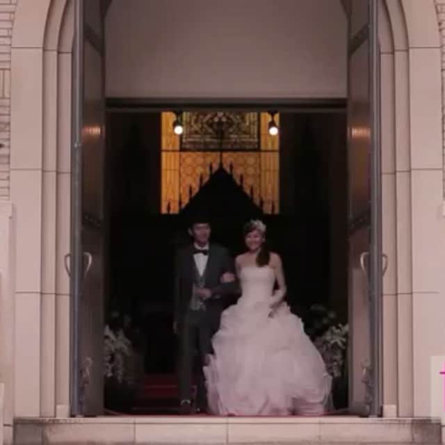 のインスタグラム：「#ゼクシィ アプリ☆movie☆👰💒 #zexy #zexymagazine #bridalmagazine  #bridal #weddingday #weddings #engaged #weddingphotography #womenmodel #村上シェリー #barkinstyle #結婚式 #花嫁 #modeling #婚礼」