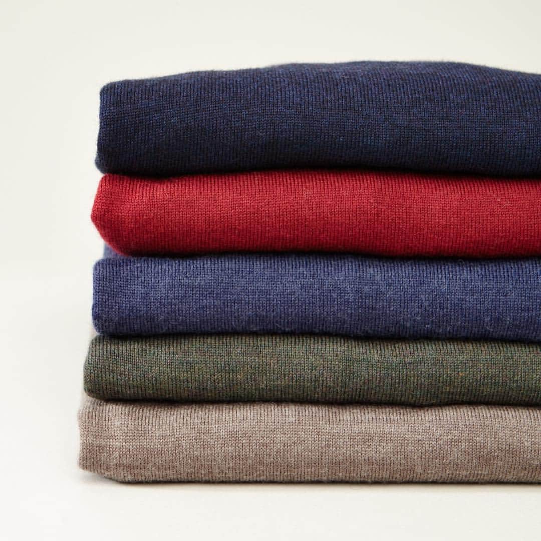 オースチンリードのインスタグラム：「Your winter wardrobe sorted #austinreed #menswear #knitwear #merino #aw15 #style 」