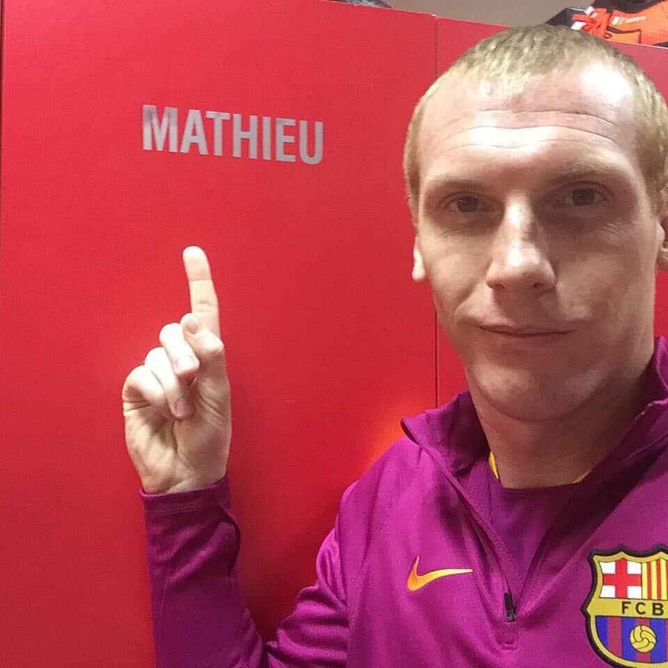 ジェレミー・マテューのインスタグラム：「Facebook : iamjeremymathieu  Twitter : @iamathieujeremy Instagram : @iamathieujeremy @fcbarcelona @equipedefrance @boisseaupascal @kymzus」