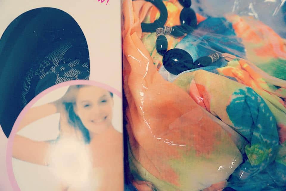 星野ナミのインスタグラム：「ティアたんから頂いたワンピース早く着たいっ💗早く夏にならないかなぁ～～🌻🌺🌴🎆☀ #ワンピース」