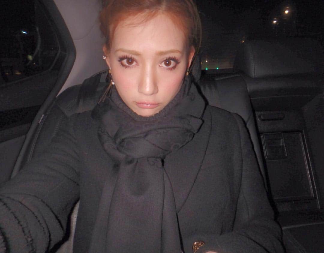 加賀美早紀さんのインスタグラム写真 - (加賀美早紀Instagram)「昨日？今朝？のお疲れの僕 眠いねえ そしてサッッムイ！」2月19日 15時45分 - kagami_saki