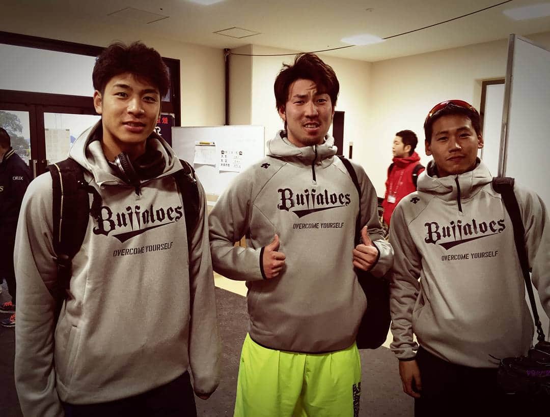 オリックスバファローズ オーセンティックスウェットフーディ