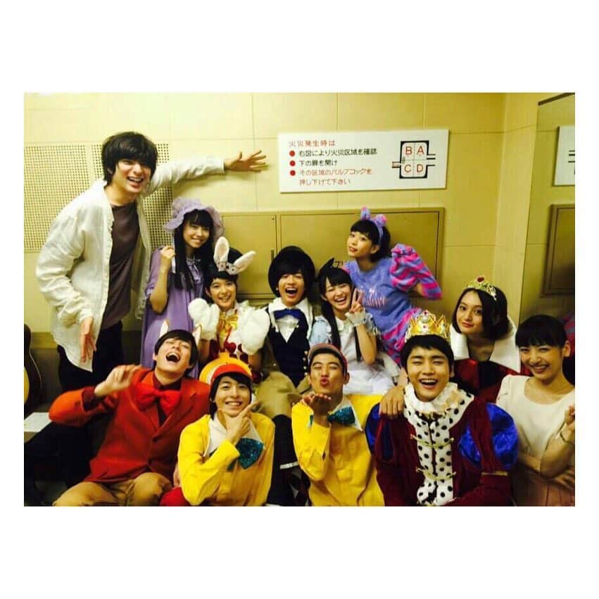 芳根京子さんのインスタグラム写真 - (芳根京子Instagram)「愛しいね。  大好きです。  #表参道高校合唱部！ #おもこー」2月4日 23時32分 - yoshinekyoko