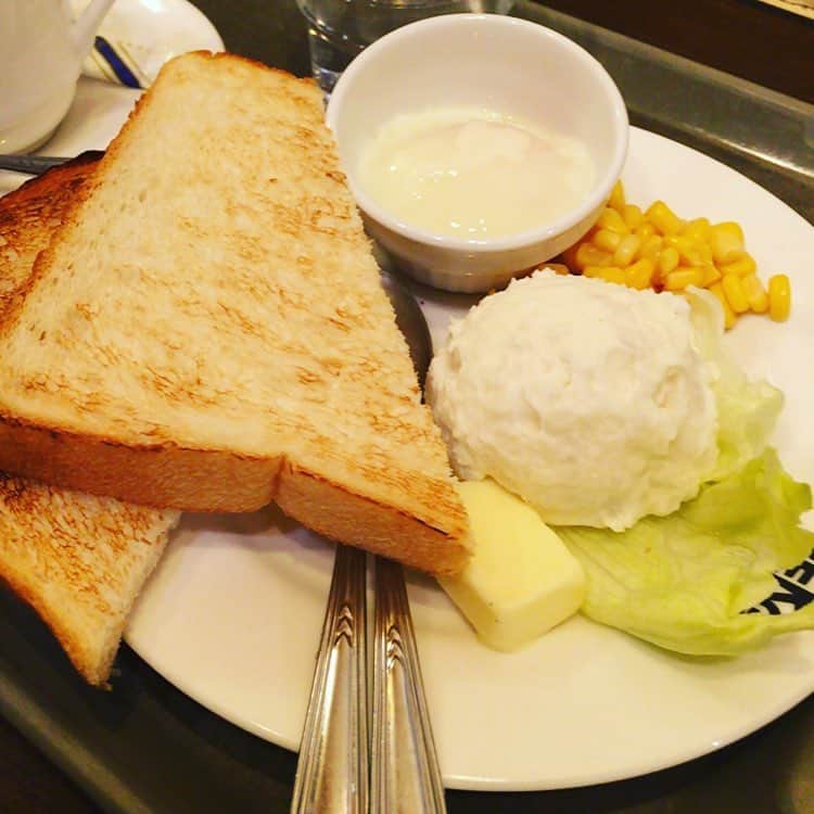 おたこぷーのインスタグラム：「労働終わってベルクのモーニング食べて稽古に行きます！」