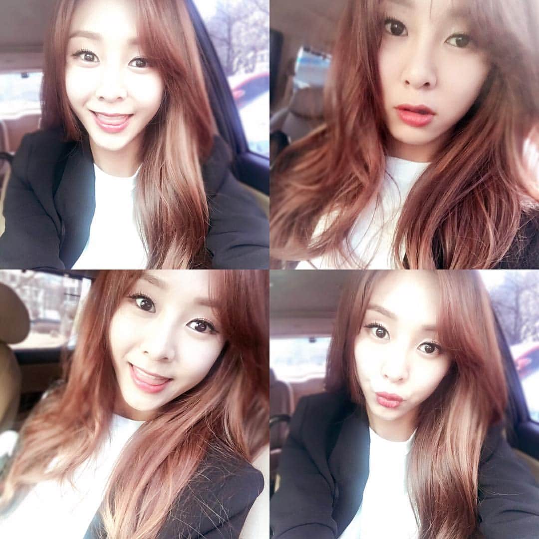 G.NAのインスタグラム：「#셀카놀이 #selfie #bored #lol #happyweekend」