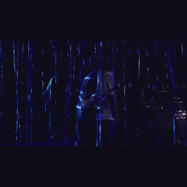 宇野剛史のインスタグラム：「Poet-type.「氷の皿(Ave Maria)」MUSIC VIDEO 2/17リリースMini Album「A Place, Dark & Dark -永遠の終わりまでYESを-」にもチラッと参加させてもらってます。 #musicvideo #MV #ptm」