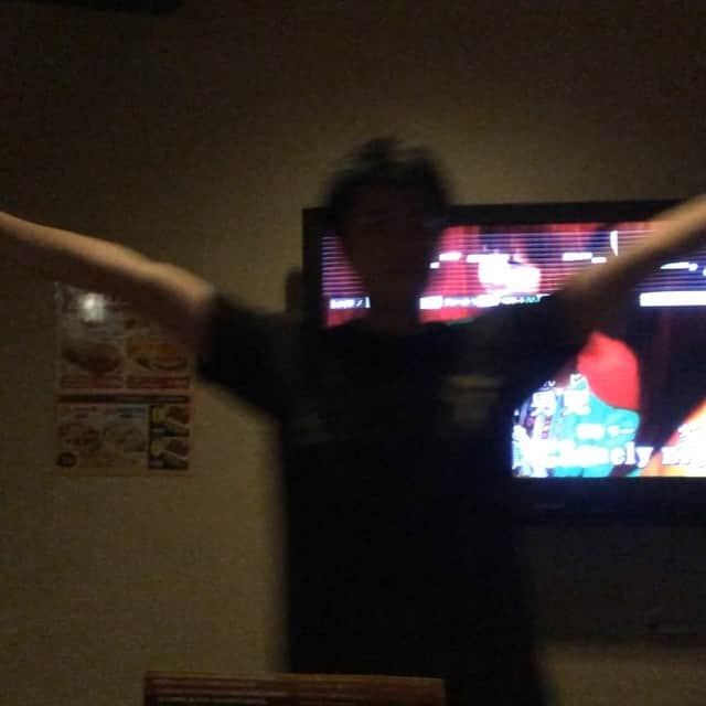 のインスタグラム：「#江畑dancing part6  最近運動不足の江畑。 このダンスで少し運動になったかな？？」
