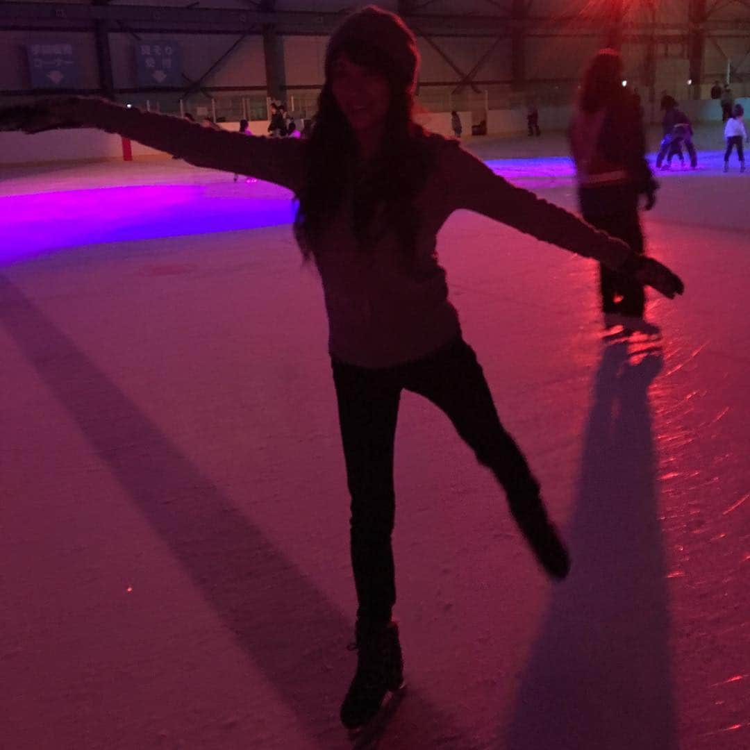 山田佳子さんのインスタグラム写真 - (山田佳子Instagram)「ス〜イスイ…♪ #skating  #winter」2月14日 17時11分 - yoshiko117