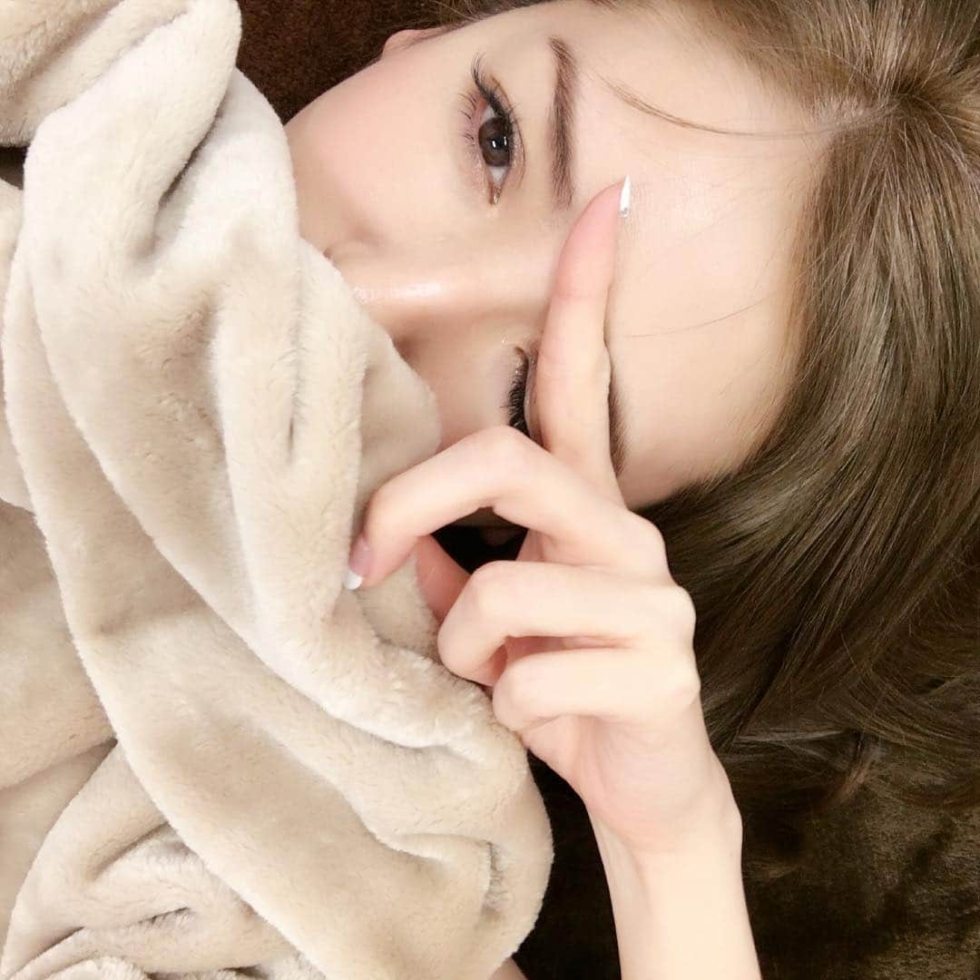 美香さんのインスタグラム写真 - (美香Instagram)「かさぎちゃんの新しいサロンで全身整体 @aimerlilia」2月21日 15時36分 - mikaofficial99