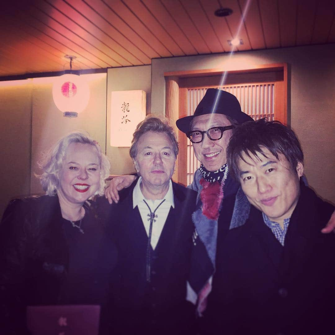 布袋寅泰さんのインスタグラム写真 - (布袋寅泰Instagram)「Amazing night with Brian Setzer and Julie and Kentaro. Thanks Brian, You are the king!ブライアンセッツァーの素晴らしいライブを観て皆で食事へ。ブライアンはやはりギターのキングです！いつも僕に希望を与えてくれでありがとう！そして小渕くん、素晴らしいおもてなしをありがとう！ #Hotei #hoteitomoyasu #briansetzer #kobukuro #live #tokyo #rockabilly #ブライアンセッツァー #コブクロ #小渕健太郎」2月23日 5時20分 - hotei_official