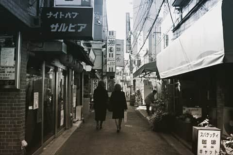 美森すずかさんのインスタグラム写真 - (美森すずかInstagram)「美森写真館～路地裏の近道～」2月23日 18時25分 - mimor_514