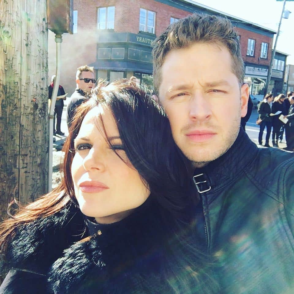 ジョシュア・ダラスのインスタグラム：「Bluesteel in the underworld. @onceabcofficial @lparrilla」