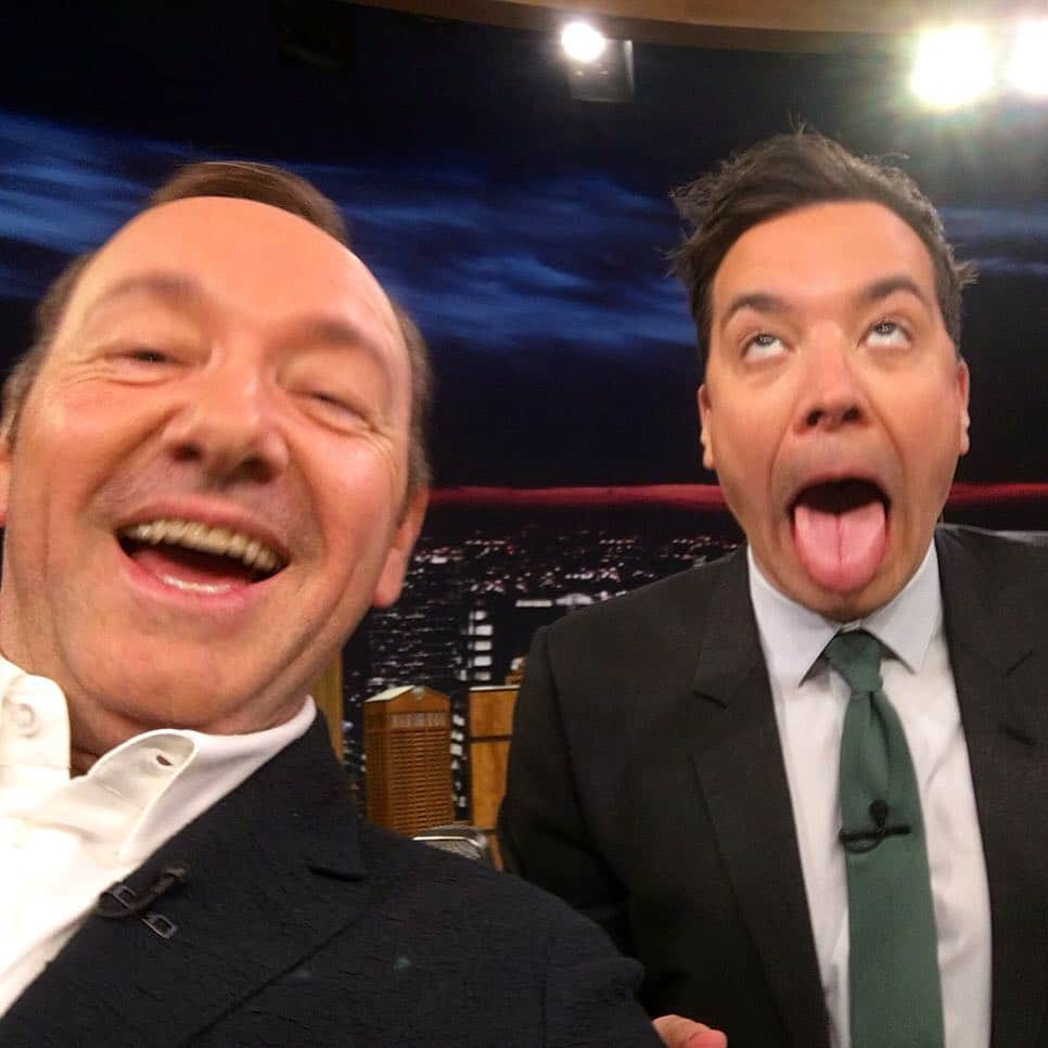 ケヴィン・スペイシーのインスタグラム：「A proud winner of Masterclass Junior last night. @jimmyfallon maybe if you'd pulled this face you would have won. #FallonTonight」