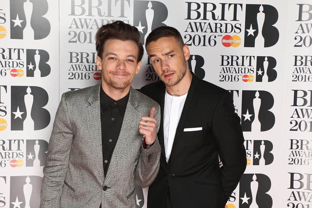 ワン・ダイレクションさんのインスタグラム写真 - (ワン・ダイレクションInstagram)「What a night @BRITs! Thanks for all of your votes. #BritDragMeDown」2月25日 23時09分 - onedirection