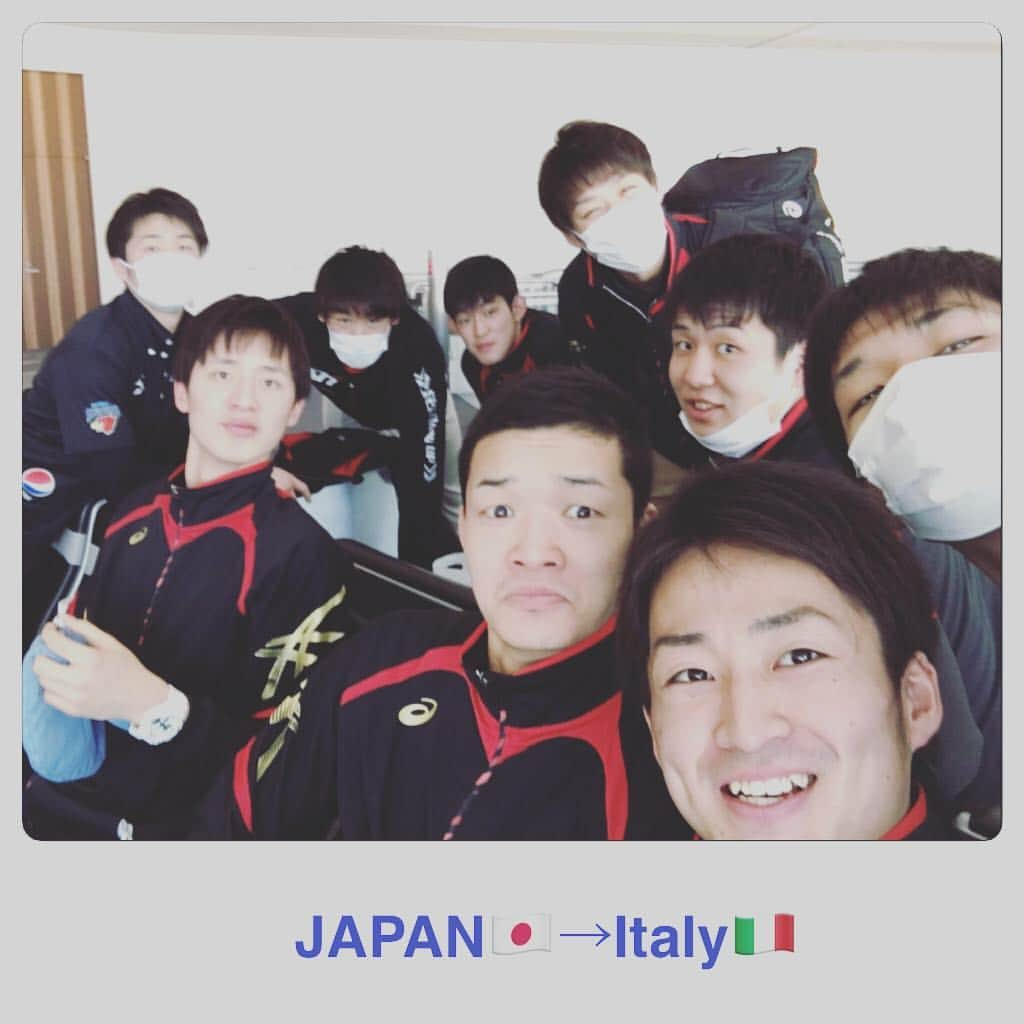 大竹壱青さんのインスタグラム写真 - (大竹壱青Instagram)「JAPAN🇯🇵→→→🇮🇹 #初ヨーロッパ #イタリア料理 #Italiaでバレー #いってきまーす❤ #まずは飛行機の長旅が勝負。。。 #飛行機きついけど13時間くらい？の旅✈」2月26日 12時25分 - issei_gohanpa9pa9