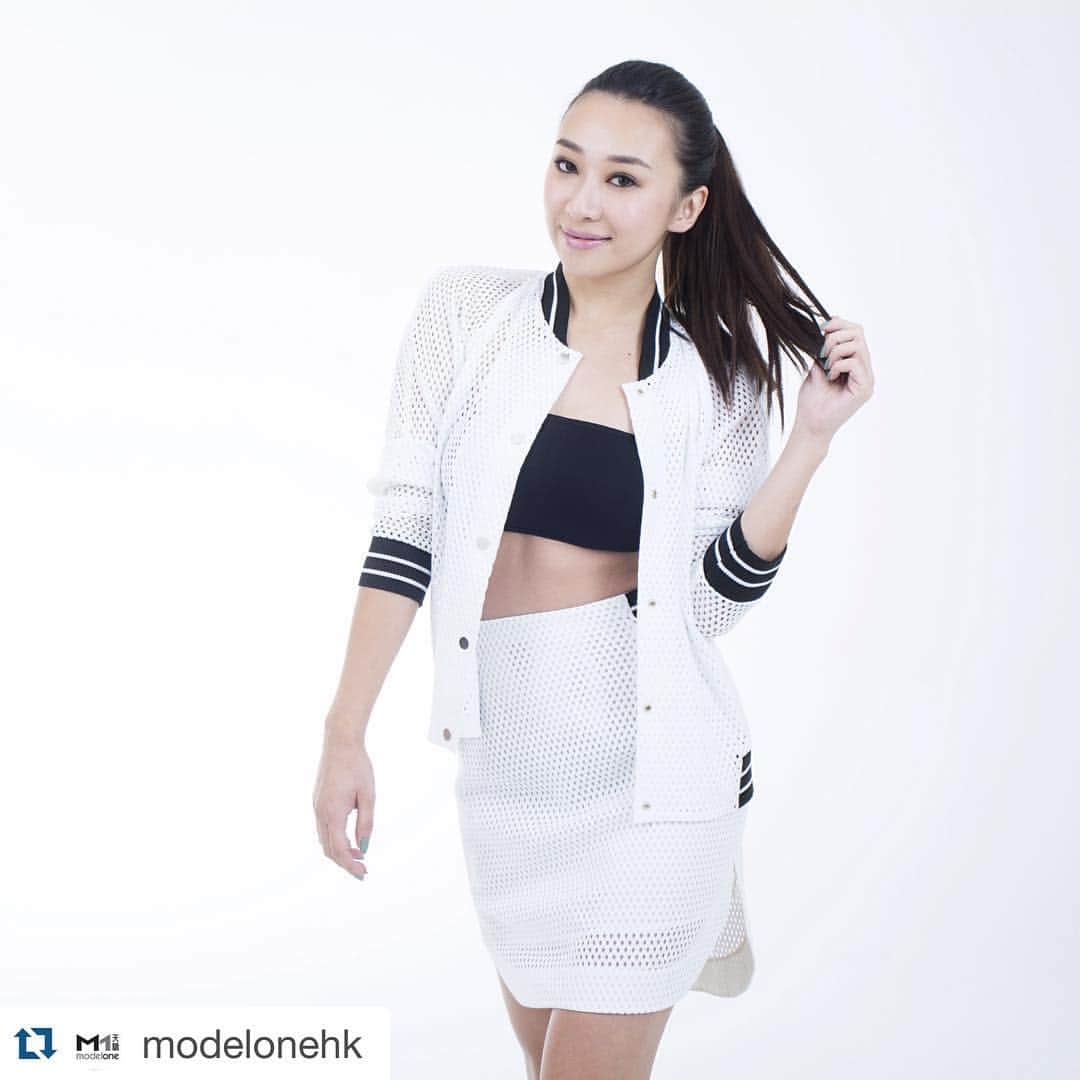 アンティポディアムのインスタグラム：「#Repost @modelonehk ・・・ @maggieshen_ new profile pic #profilepic #newface #modelone #modelonehk 📷by @harlim_glamfab , 💄makeup by @rontsangtsang , 💆hair by @deil.siu #wardrobe by @electric_sekki」