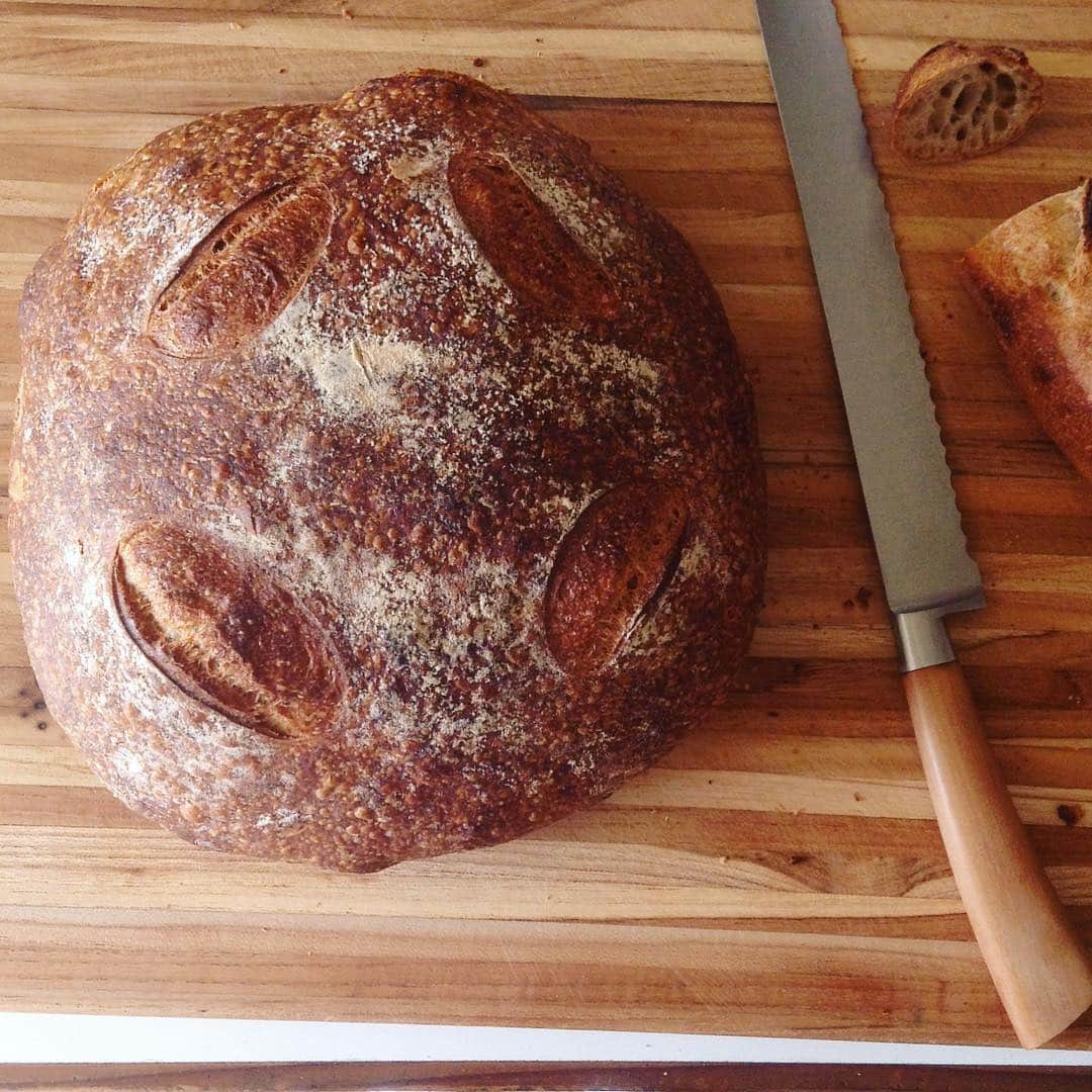 小堀紀代美さんのインスタグラム写真 - (小堀紀代美Instagram)「今週末も楽しくお教室を終了しました。 お教室の日の朝には、焼き立てのパンを買いに行きます。朝から大好きなおいしいパンがご近所エリアで買えるって嬉しい。（なぜかいつもバタバタでゆとりがないワタシ。準備の合間に猛ダッシュ！）」2月28日 18時33分 - likelikekitchen
